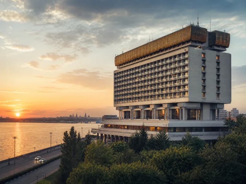 Гостиница Татарстан с видом на Казанку