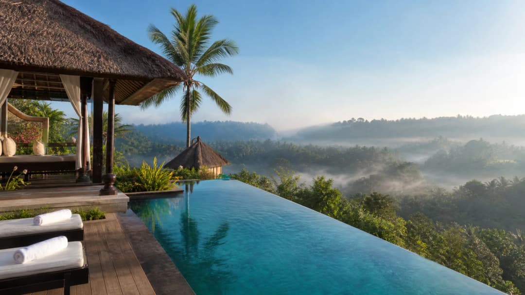 Бали — jungle infinity pool и luxury villa среди тропической природы