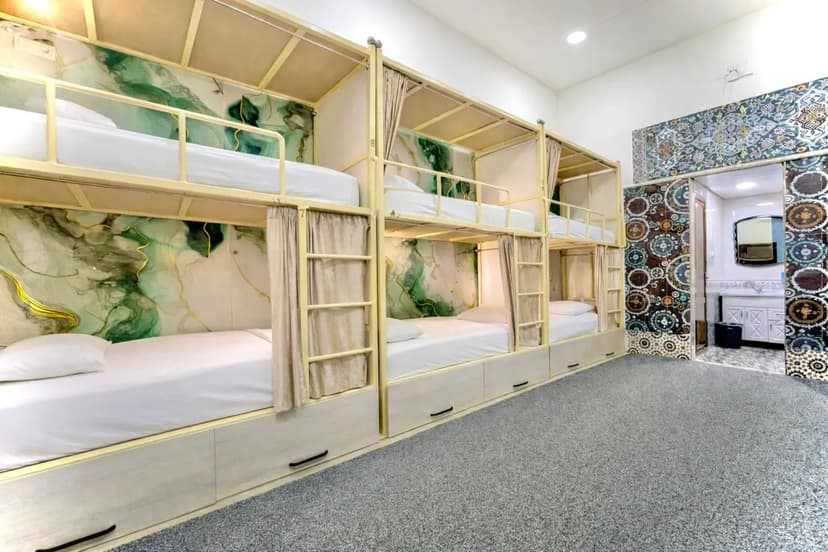 Хостел Colibri Traditional Hostel