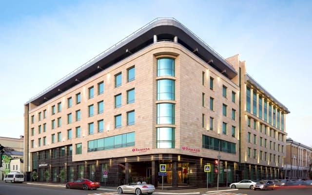Отель Ramada by Wyndham Kazan City Centre — Казань