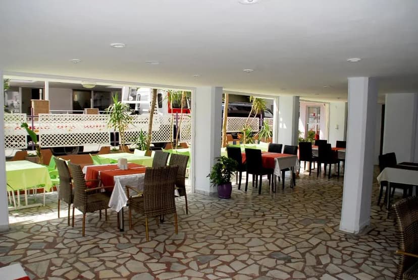 Rosella Hotels